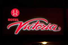 red-acp-acrylic-letter-led-sign-boards-371